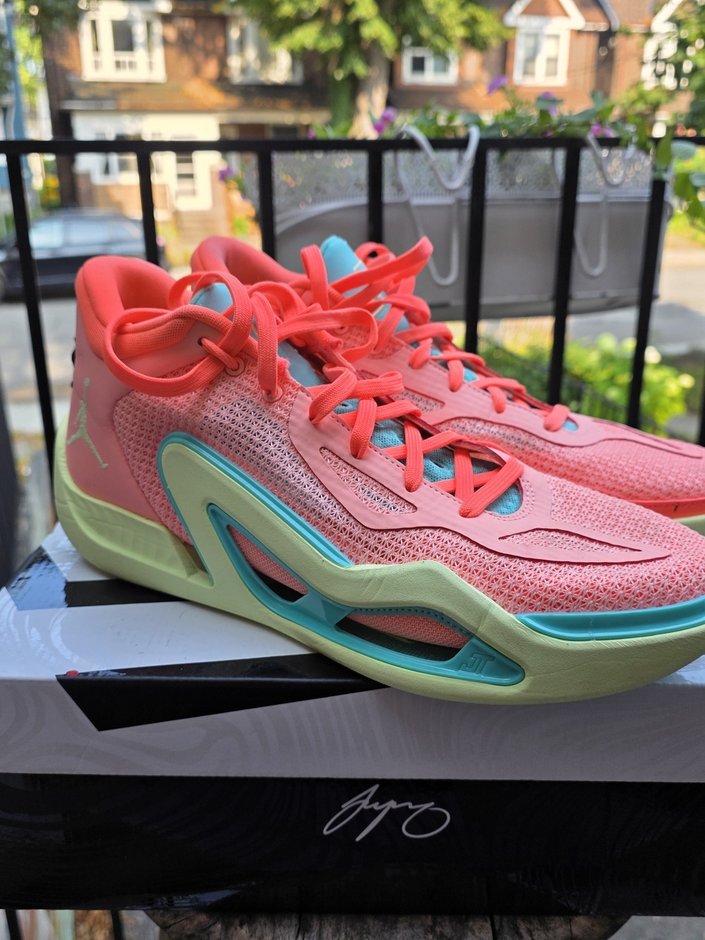 Jordan Tatum 1 Pink Lemomade